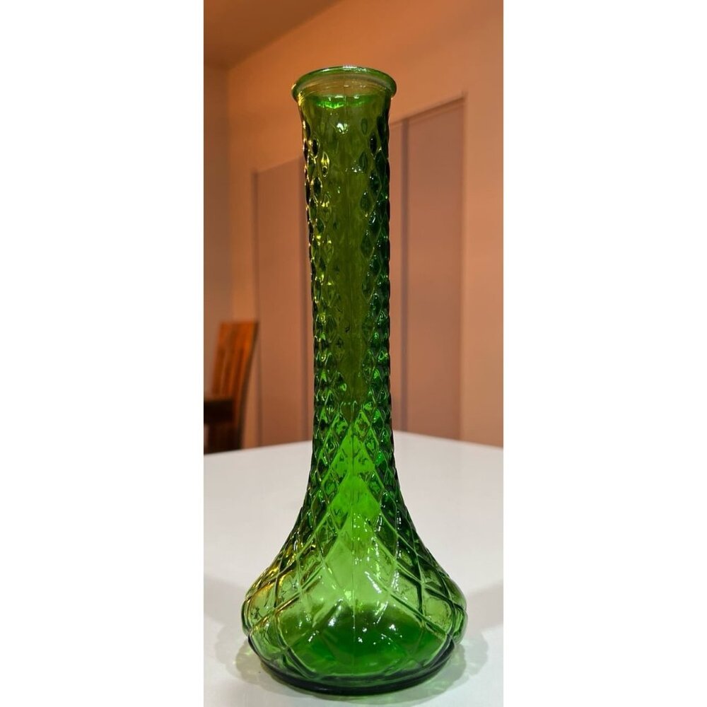 Vintage emerald green glass bud vase